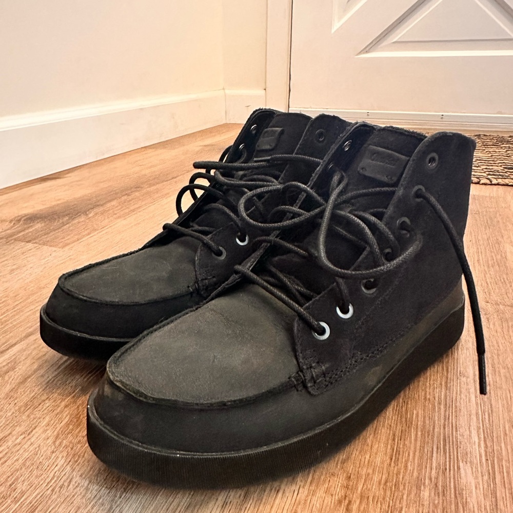 Men's OluKai Black High-Top Sneakers